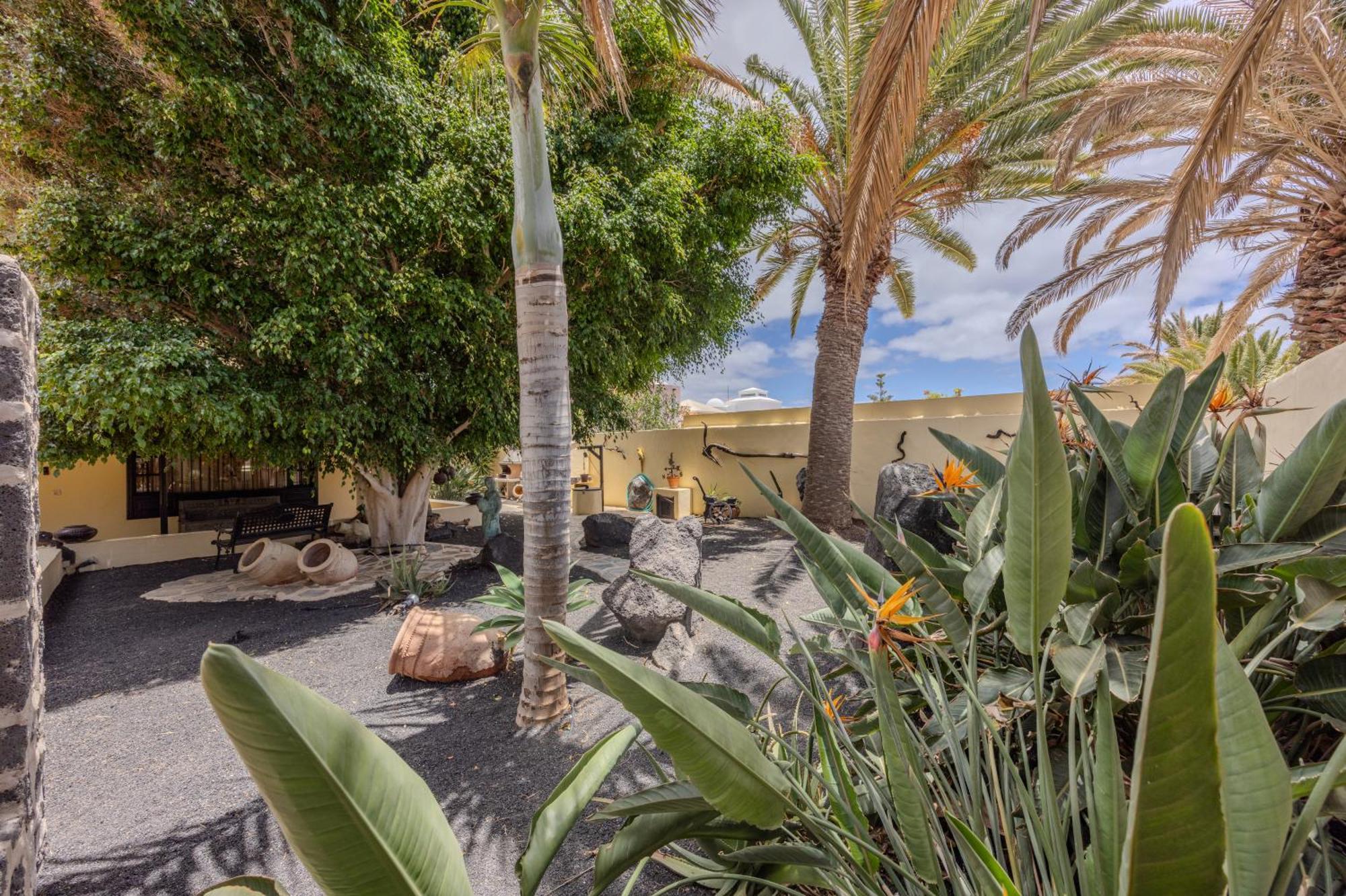 Apartamento Luxury Canarian With Large Pool In Costa Teguise *