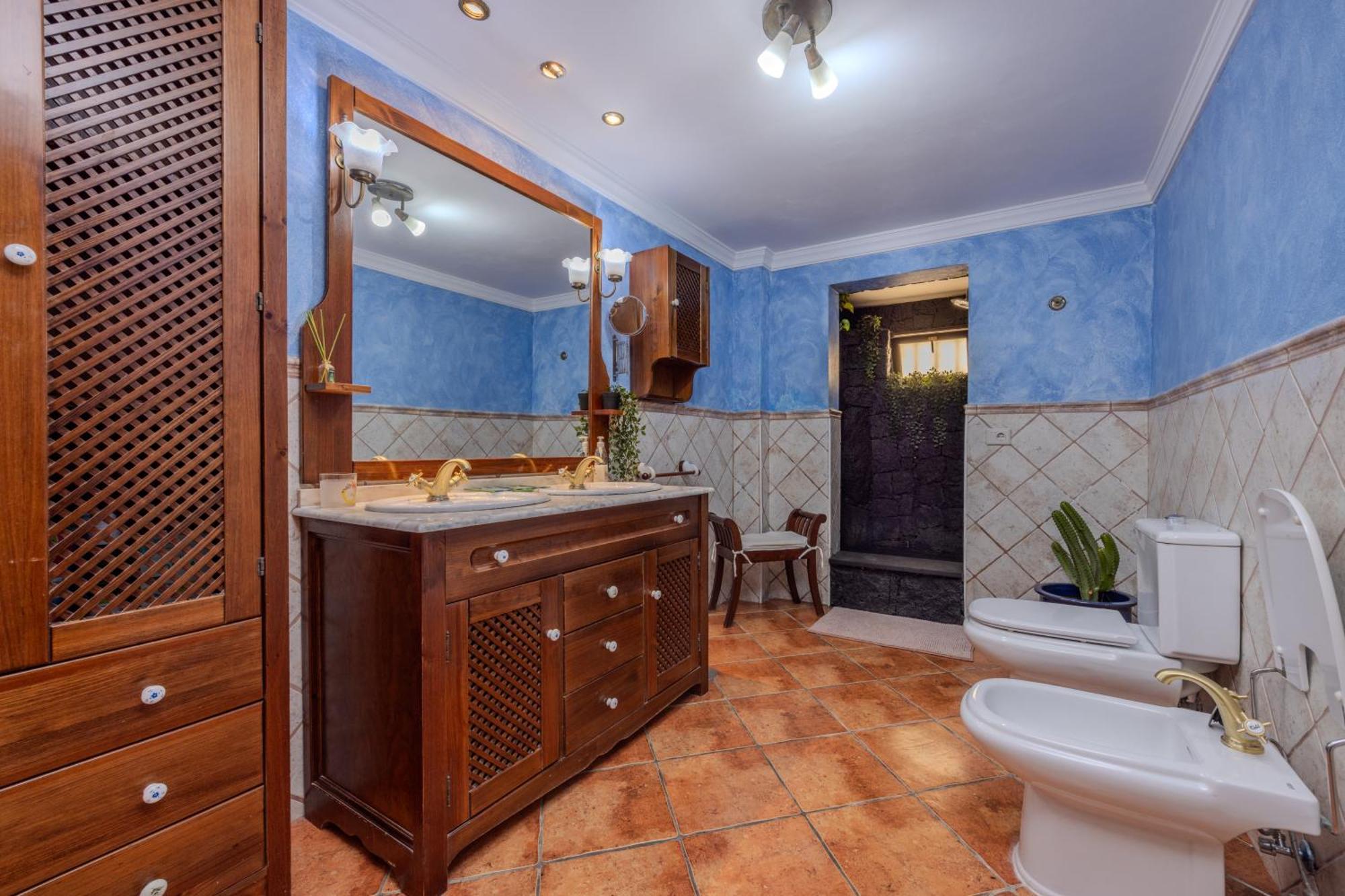 Apartamento Luxury Canarian With Large Pool In Costa Teguise Teguise (Lanzarote)