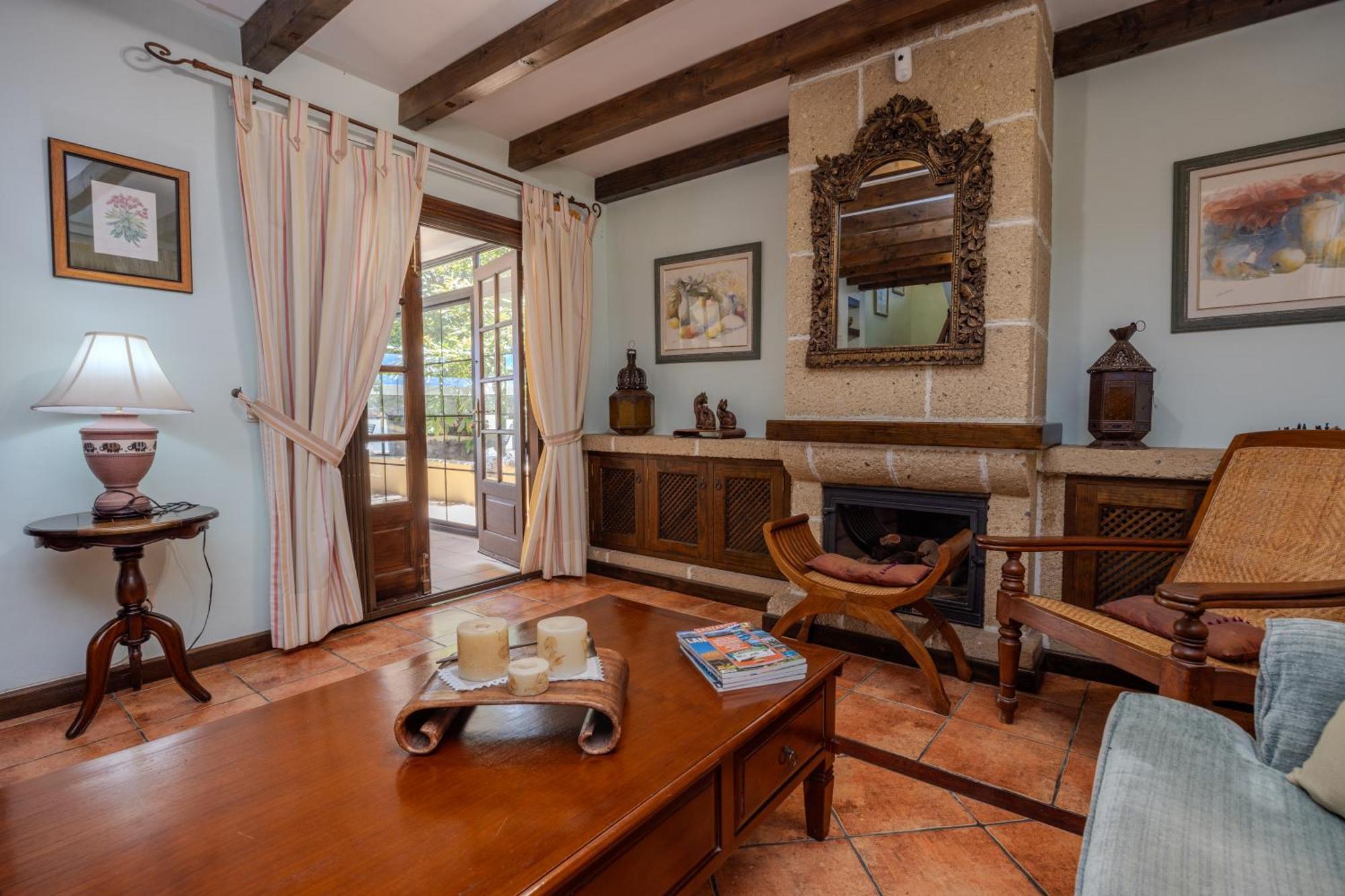 Apartamento Luxury Canarian With Large Pool In Costa Teguise Teguise (Lanzarote)